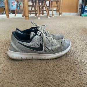 Nike Free RN sneaker